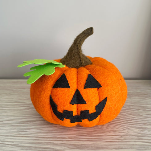 Spooky Halloween Pumpkin Decor