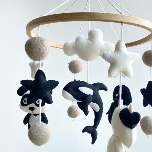 Felt Monochrome Animals Baby Cot Mobile